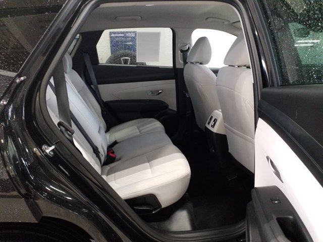 Used 2025 Hyundai Tucson SEL AWD/4WD image 16