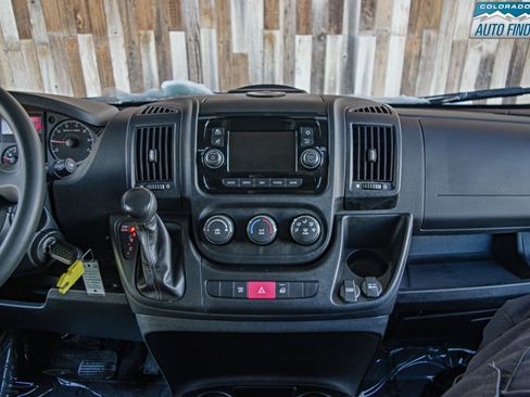Used 2018 RAM ProMaster 2500 w/ Interior Convenience Group image 17