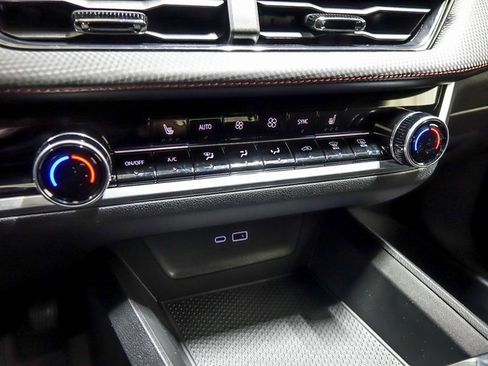 New 2026 Chevrolet Equinox RS w/ LPO, Floor Liner Package image 19