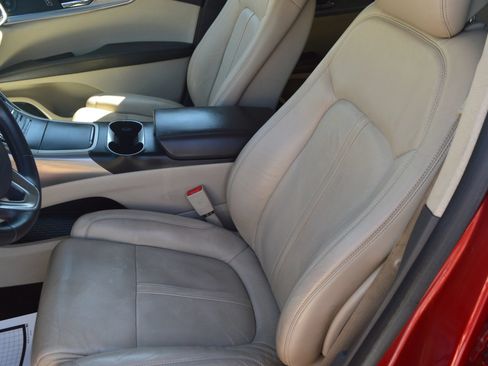 Used 2016 Lincoln MKX Reserve w/ Technology Package AWD/4WD image 15