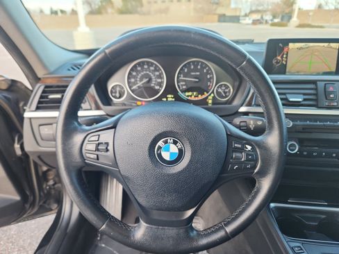Used 2015 BMW 320i Sedan image 10