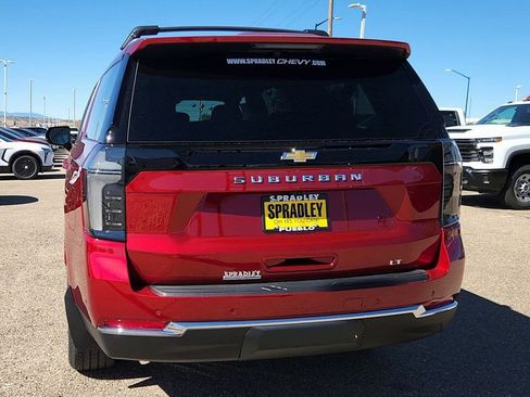 New 2026 Chevrolet Suburban LT w/ Comfort Package image 7