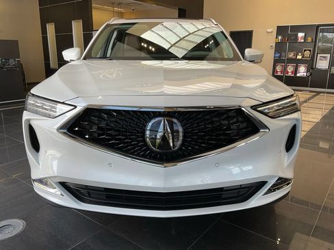 Certified 2024 Acura MDX SH-AWD w/ Advance Package image 2
