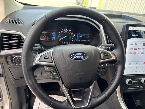 Used 2022 Ford Edge SEL w/ Convenience Package image 15