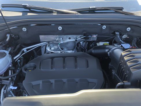 New 2026 Volkswagen Atlas Cross Sport SEL Premium R-Line image 21