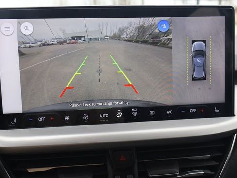 Used 2023 Ford Escape Platinum w/ Premium Technology Package image 16