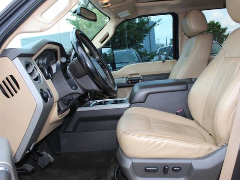 Used 2013 Ford F250 Lariat w/ Lariat Ultimate Pkg image 14