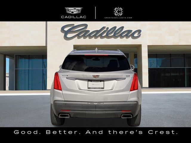 Used 2017 Cadillac XT5 Premium Luxury FWD image 6