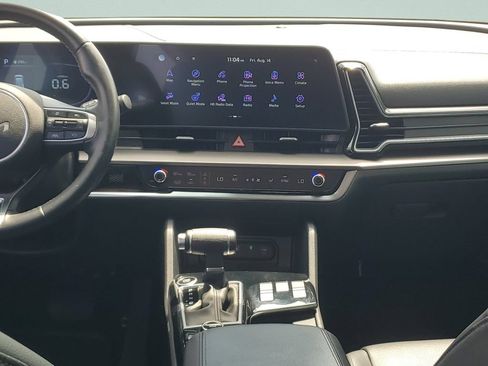 Used 2023 Kia Sportage EX FWD image 15
