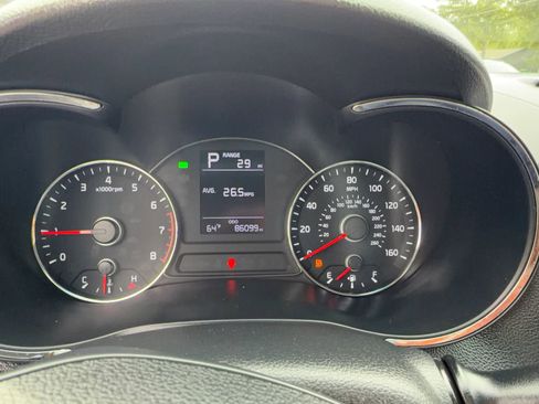 Used 2018 Kia Forte LX FWD image 12