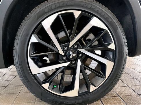 Used 2024 Mitsubishi Outlander SE FWD image 31