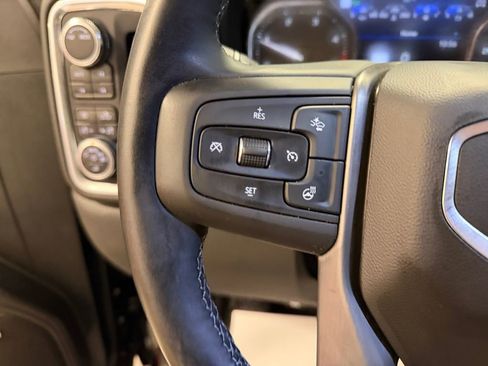 Used 2023 GMC Sierra 2500 Denali image 16
