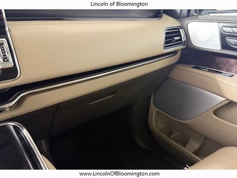 Used 2024 Lincoln Navigator L Reserve image 46