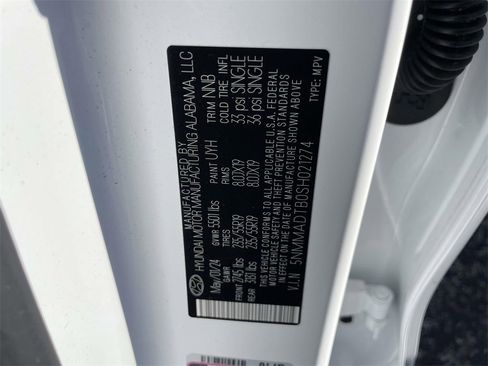 Certified 2025 Genesis GV70 2.5T image 10