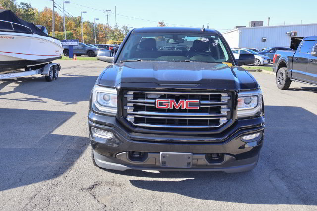 Used 2017 GMC Sierra 1500 SLT w/ All Terrain Package AWD/4WD image 7