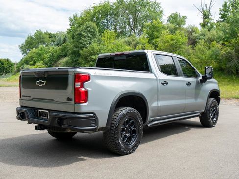 Used 2024 Chevrolet Silverado 1500 ZR2 w/ ZR2 Bison Edition AWD/4WD image 3