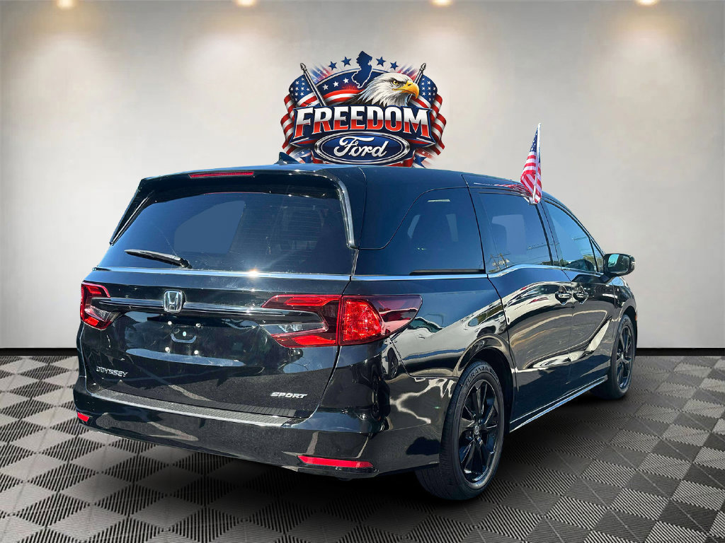 Used 2023 Honda Odyssey Sport image 5