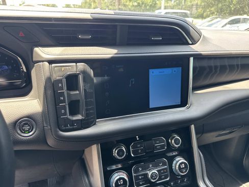 Used 2023 GMC Yukon Denali w/ Max Trailering Package AWD/4WD image 27