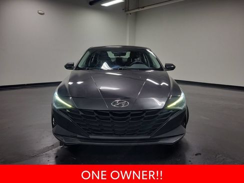 Used 2022 Hyundai Elantra SEL FWD image 3