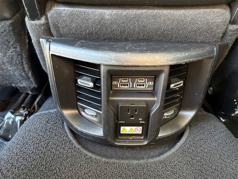 Used 2024 RAM 2500 Laramie image 11