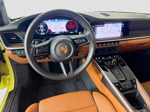 Used 2025 Porsche 911 Carrera RWD image 23
