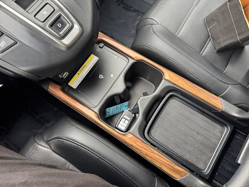 Used 2022 Honda CR-V Touring image 22