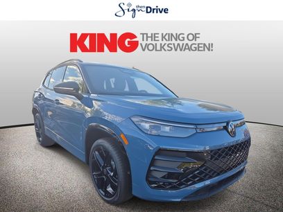 New 2025 Volkswagen Tiguan SE R-Line