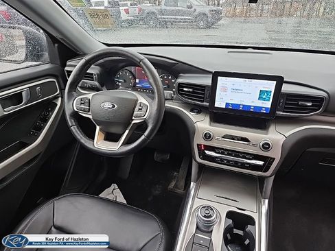 Used 2023 Ford Explorer XLT w/ Equipment Group 202A image 30