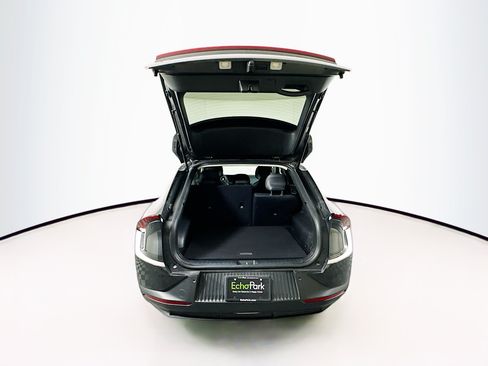 Used 2024 Kia EV6 Light RWD image 28