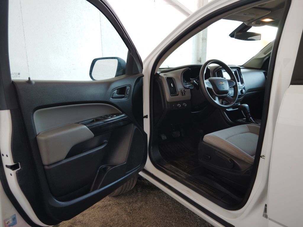 Used 2018 Chevrolet Colorado W/T w/ WT Convenience Package AWD/4WD image 19