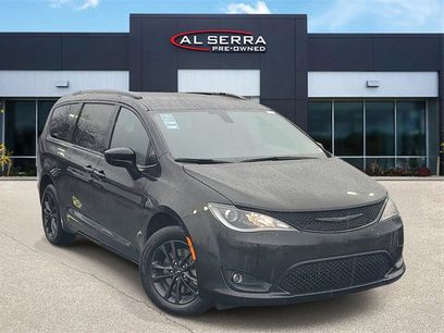 Certified 2020 Chrysler Pacifica Touring-L