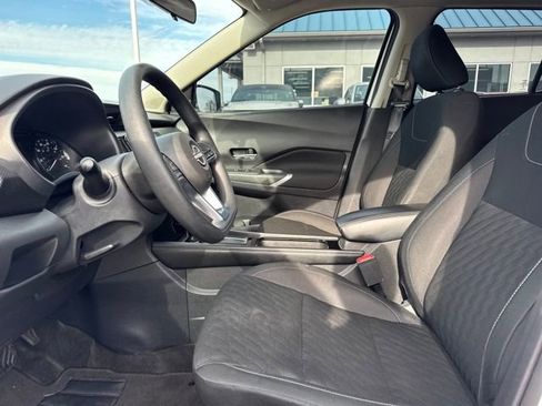 Used 2024 Nissan Kicks SV image 12