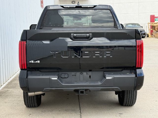 Used 2024 Toyota Tundra SR5 w/ SR5 Premium Package AWD/4WD image 5