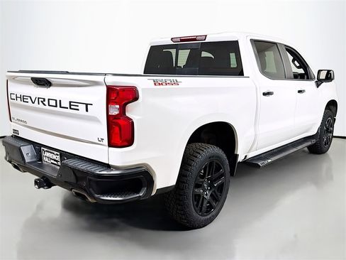Used 2023 Chevrolet Silverado 1500 LT Trail Boss w/ LT Trail Boss Premium Package image 4