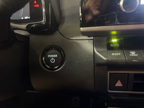 Used 2026 Toyota Camry SE image 30