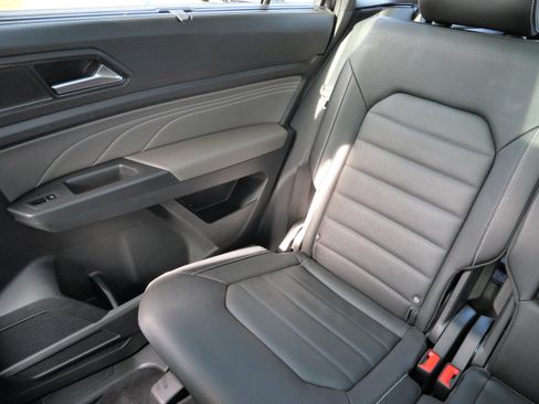 Certified 2023 Volkswagen Atlas Cross Sport SEL Premium R-Line image 12