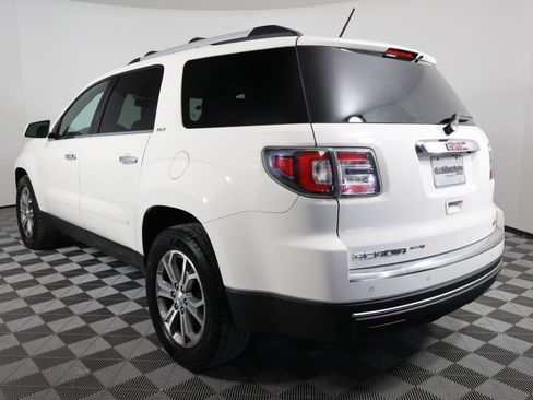 Used 2015 GMC Acadia SLT image 4