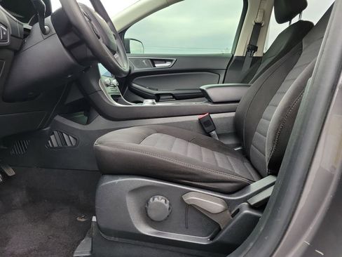 Certified 2021 Ford Edge SE FWD image 19
