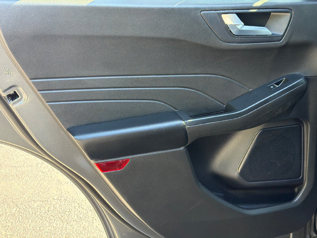 Used 2024 Ford Escape ST-Line AWD/4WD image 24
