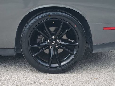 Used 2017 Dodge Challenger SXT Plus RWD image 30