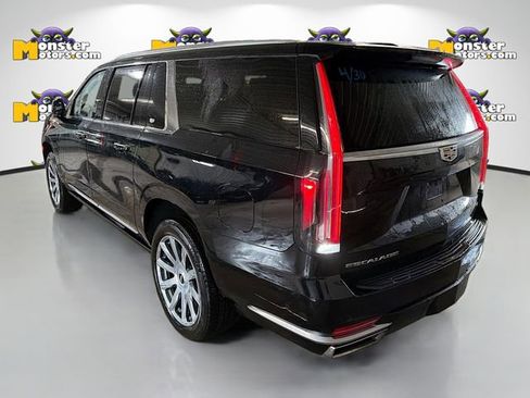 Used 2024 Cadillac Escalade ESV Premium Luxury Platinum AWD/4WD image 6