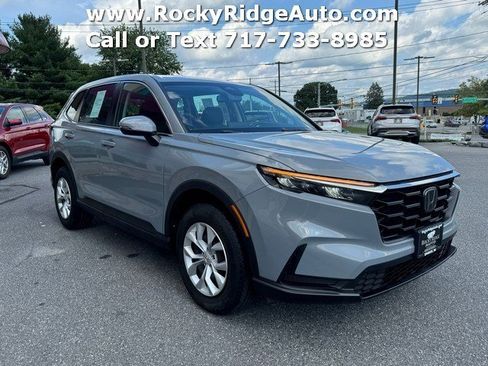 Used 2023 Honda CR-V LX image 9