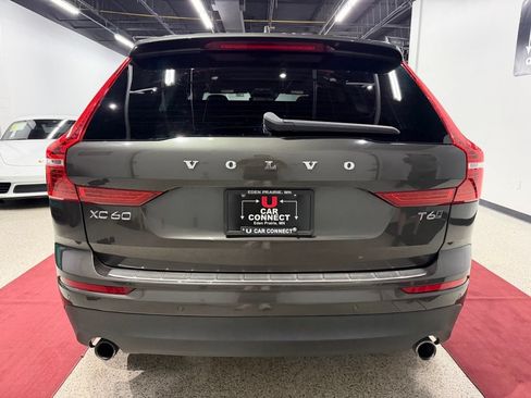 Used 2019 Volvo XC60 T6 Momentum w/ Advanced Package AWD/4WD image 14