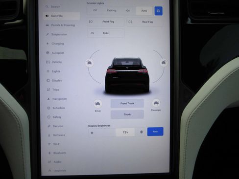 Used 2019 Tesla Model X 100D image 23