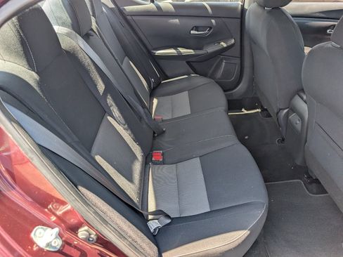 Used 2020 Nissan Sentra SV FWD image 5