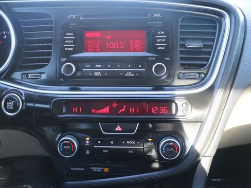 Used 2015 Kia Optima EX image 21