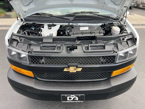 Used 2023 Chevrolet Express 2500 w/ Driver Convenience Package RWD image 10
