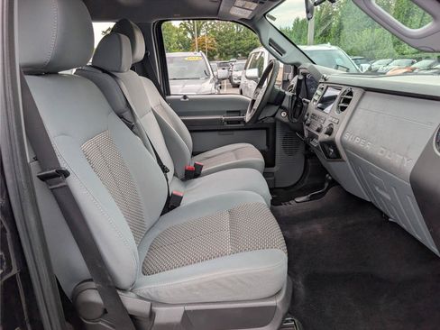 Used 2011 Ford F250 XLT w/ XLT Interior Pkg AWD/4WD image 13