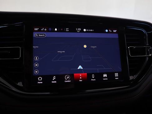 Used 2023 Dodge Durango GT image 16