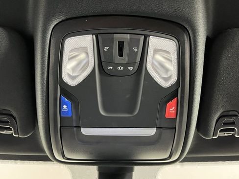 Used 2024 RAM 2500 Big Horn w/ Sport Appearance Package image 21